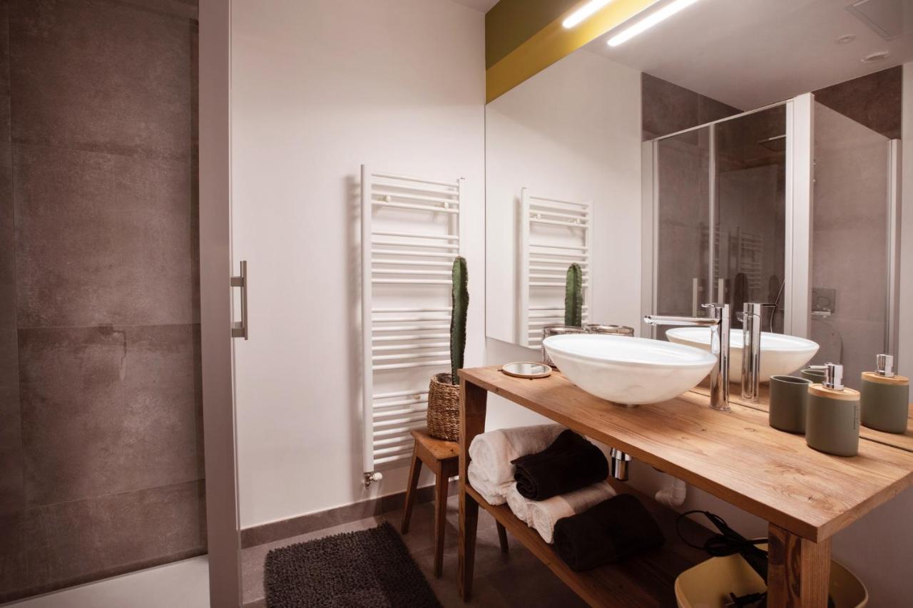 Appartement Avec Sauna Au Pied De La Citadelle Besançon Eksteriør billede
